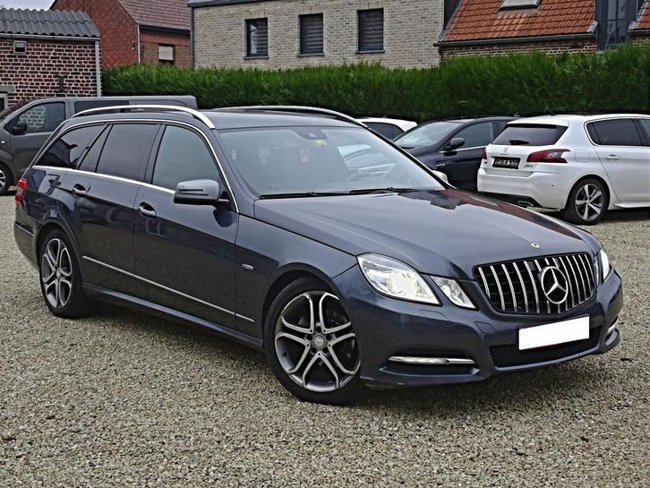 Mercedes classe E220, Auto's, Mercedes-Benz, Particulier, Overige bekleding, Ophalen