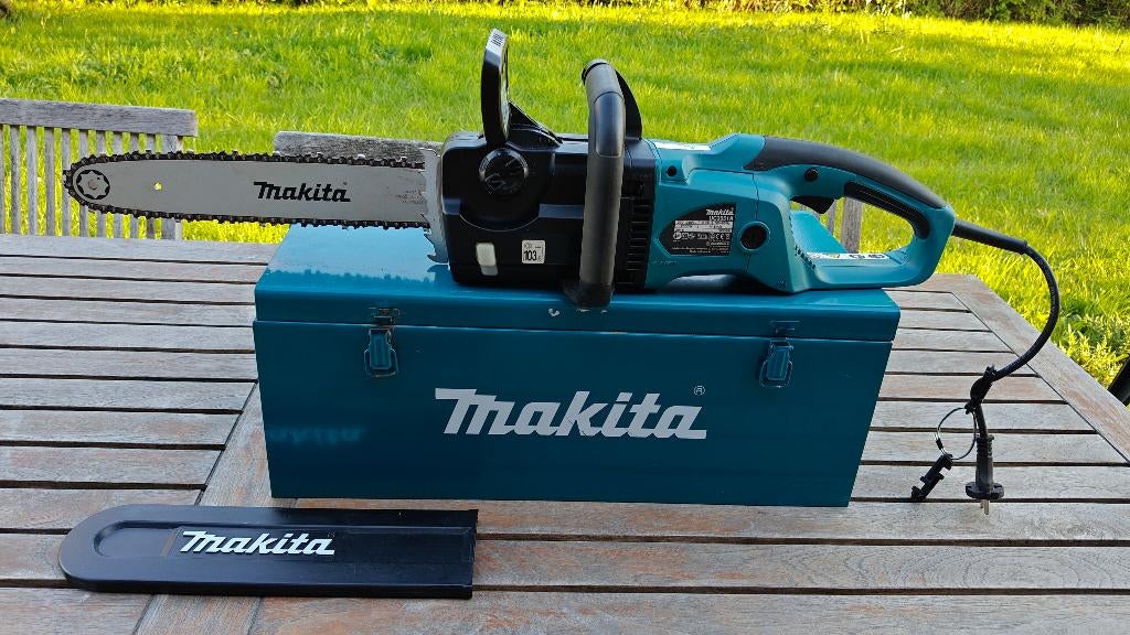 Makita elektrische kettingzaag UC3551A, Bricolage & Construction, Outillage | Scies mécaniques, Tronçonneuse, 1200 watts ou plus