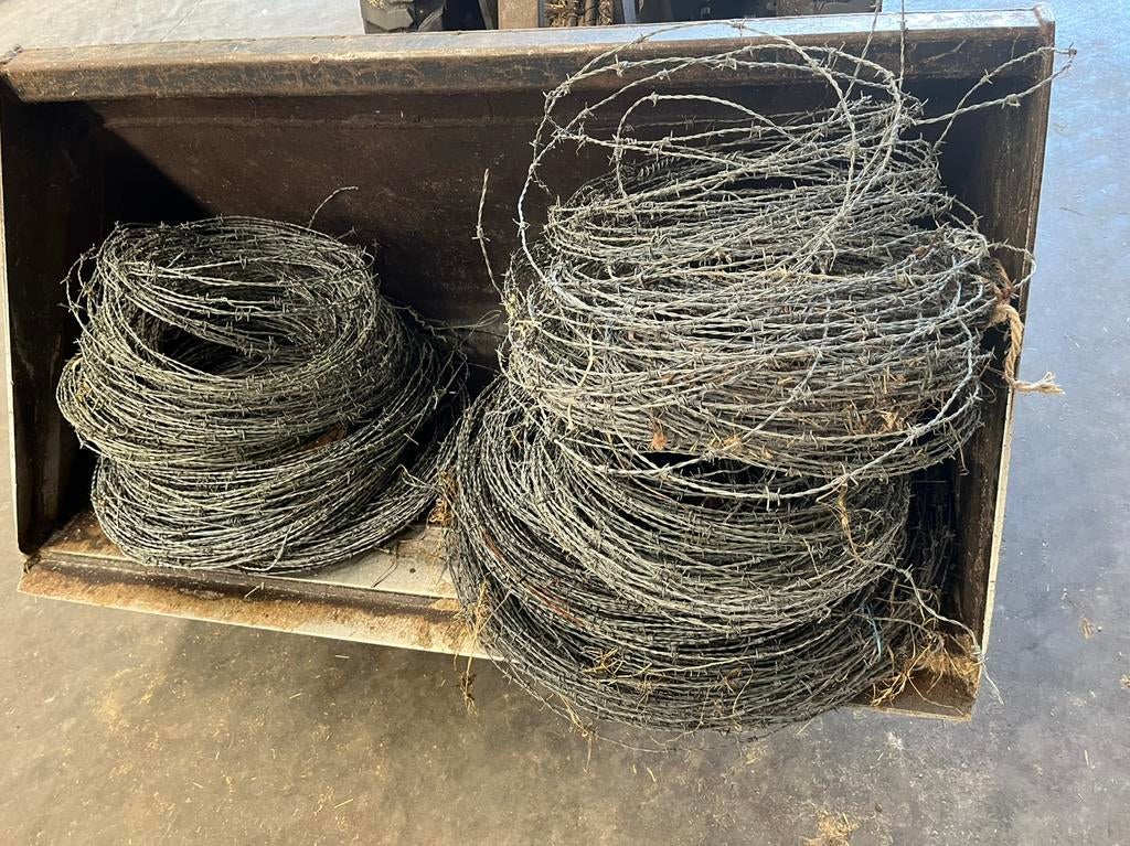 Prikkeldraad, Ophalen, Gebruikt, Prikkeldraad