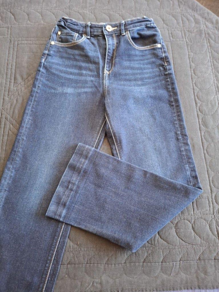 Meisjes Jeansbroeken  Maat 134  € 12, Enfants & Bébés, Vêtements enfant | Taille 134, Enlèvement ou Envoi, Comme neuf, Fille, Pantalon