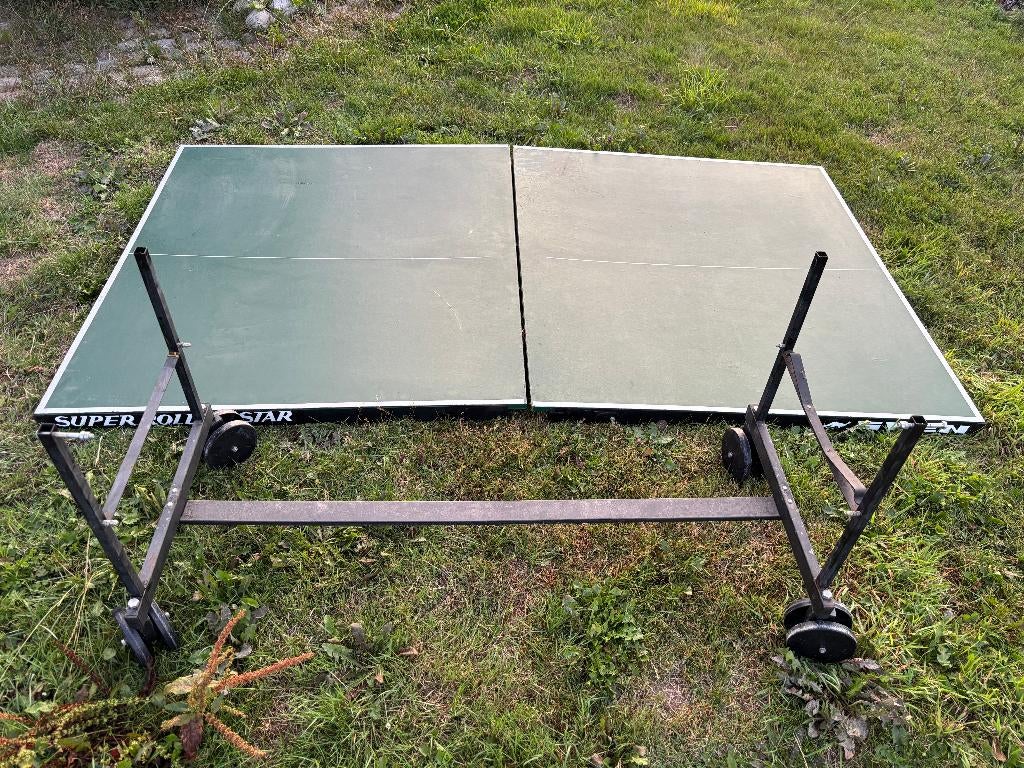 gratis pingpong tafel met toebehoren, Sport en Fitness, Tafeltennis, Ophalen, Gebruikt, Overige typen, Verrijdbaar