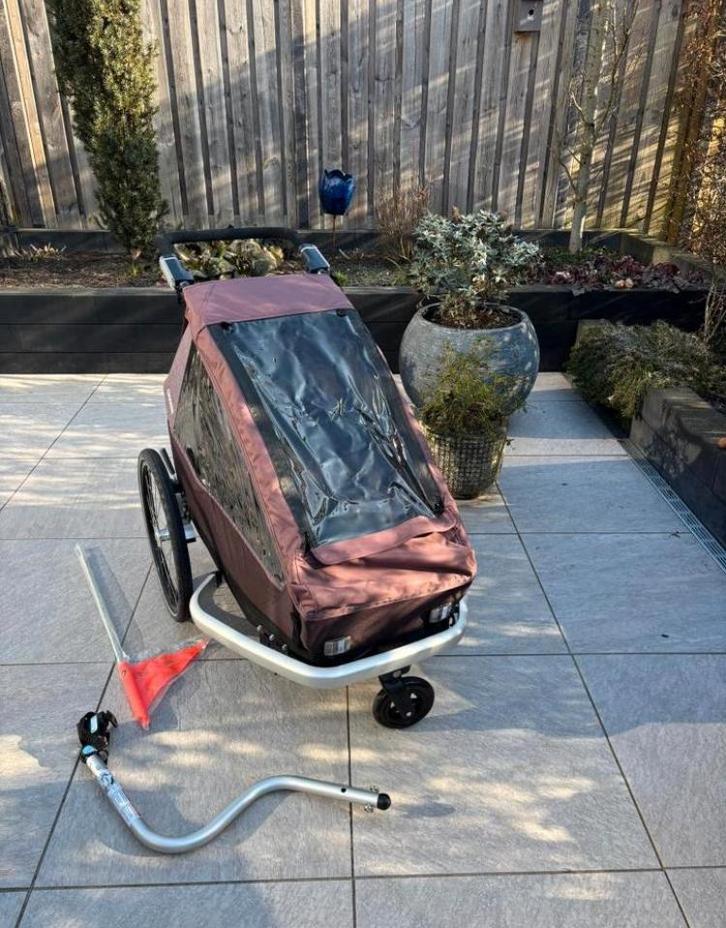 Croozer Vaaya kid for 1 fietskar VERING en LED nieuwstaat, Fietsen en Brommers, Fietsaccessoires | Aanhangwagens en Karren, Zo goed als nieuw