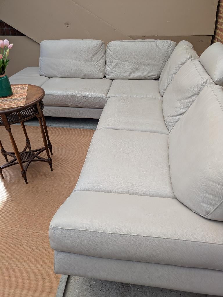 Hoeksalon NATUZZI, Ophalen, Gebruikt, Leer