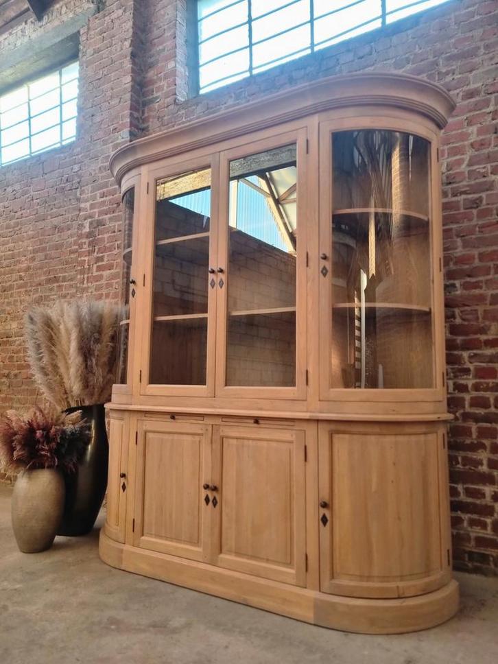 Buffet/vitrine en chêne LIVRAISON GRATUITE, Maison & Meubles, Armoires | Vitrines, Comme neuf, 200 cm ou plus, 200 cm ou plus