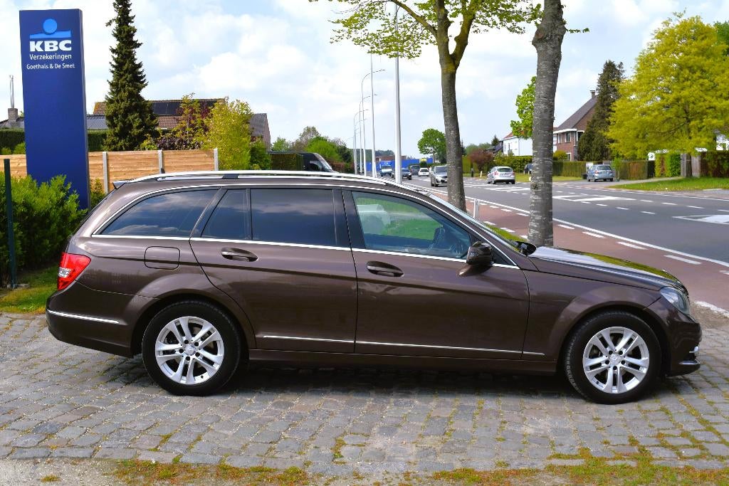 Mercedes C200 CDI/Avantgarde/GPS/FACE LIFT, 100 kW, Euro 5, Achterwielaandrijving, 4 cilinders