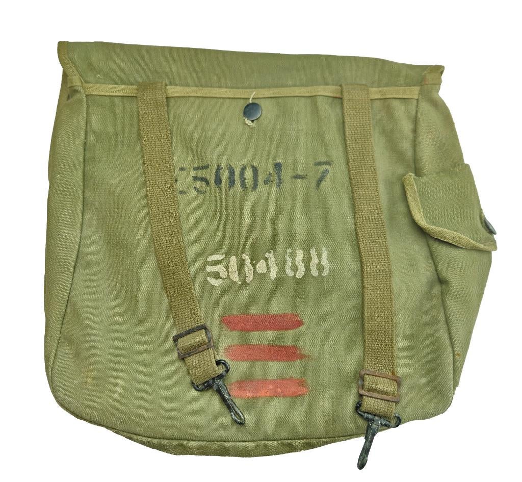 Musette M-1936 1944 USAAF WW2 nom. pilote B-26 Flak Bait, Collections, Envoi, Armée de l'air, Autres types
