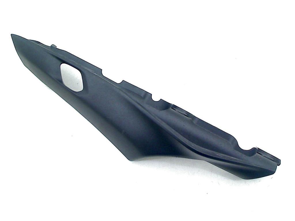 KONTPANEEL RECHTS Yamaha MT 09 2021-2023 (MT09 B7N), Motoren, Dhr. S. di Majo, Gebruikt, Info@cama-motorparts.nl, P.J. Troelstraweg 8 8
3144 CX  MAASSLUIS, NL