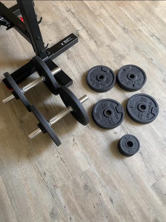 bench(verstelbaar)+ gewichten en clipjes, Sport en Fitness, Ophalen, Krachtstation, Zo goed als nieuw, Metaal