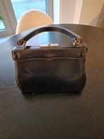 Vintage Delvaux Pelican voor opknap authentiek anno 1962, Handtassen en Accessoires, Tassen | Damestassen, Ophalen