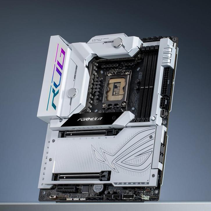 ASUS ROG Maximus Z790 Formula – Topklasse Gaming Moederbord, Computers en Software, Moederborden, Zo goed als nieuw, Intel, DDR5