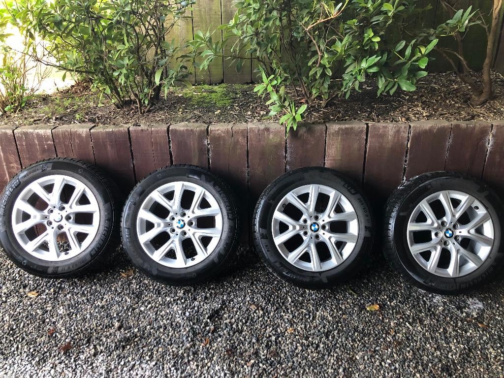 Michelin winterbanden en BMW x2- of x1-velgen in prima staat, Auto-onderdelen, Banden en Velgen, Ophalen, 17 inch, Winterbanden