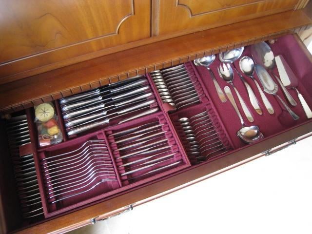 Antiek bestek 116 stuks alpaccazilver, nikkelzilver Roneusil, Enlèvement, Ensemble de couverts