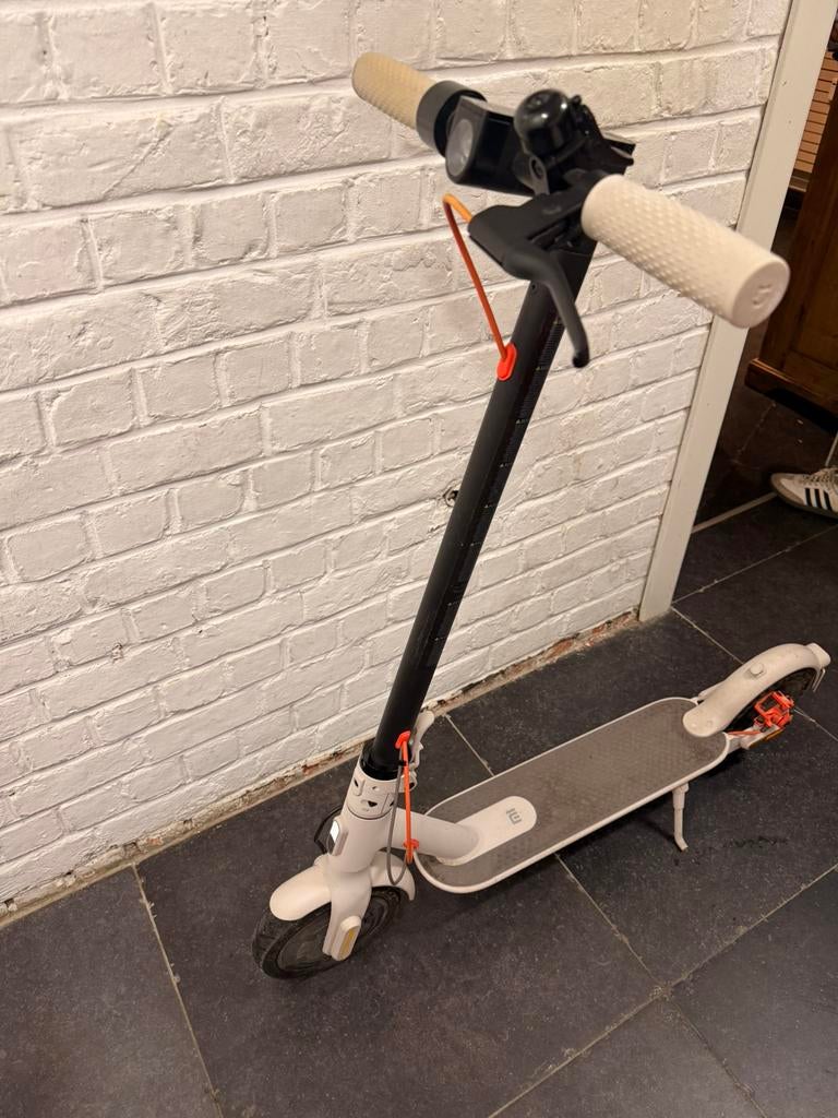 Trotinette electrique Mi 3 ninebot, Vélos & Vélomoteurs, Trottinettes, Enlèvement, Utilisé
