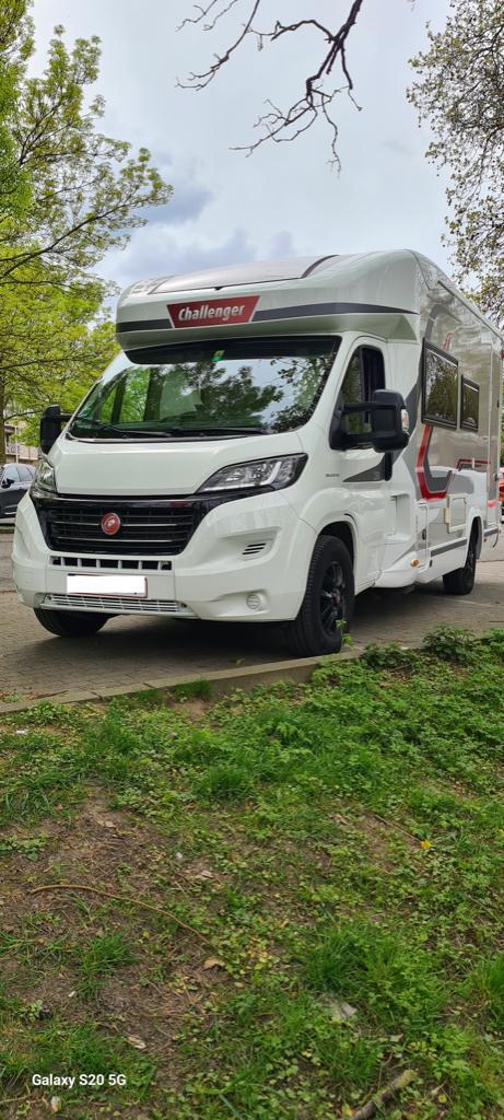 VIP-camper. Automatisch, Caravans en Kamperen, Mobilhomes, Particulier, tot en met 4, Integraal, Challenger, Fiat, 5 tot 6 meter