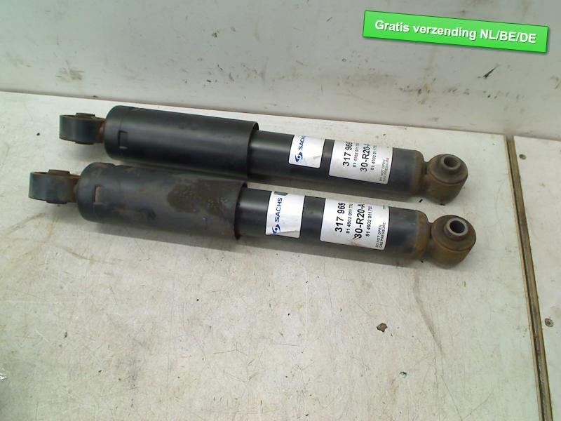 SCHOKBREKERSET ACHTER Fiat 500 (312) (814902011750), Gebruikt, Dhr. R. de Gouw, Fiat, De Bloemendaal 21 21
5221 EB  'S HERTOGENBOSCH, NL