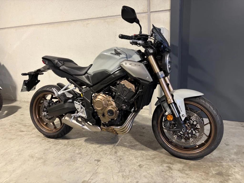 Honda CB650R neoretro naked in prachtstaat (bj 2021), Motoren, Motoren | Honda, Bedrijf, Meer dan 35 kW, Overig, 650 cc