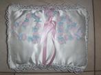 Coussin pour alliances en satin blanc pour 5 euros, Enlèvement ou Envoi, Neuf, Blanc