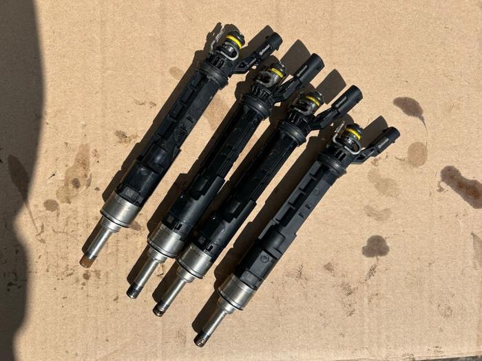 Injecteur (injection essence) d'un Mercedes A-Klasse, 3 mois de garantie, Utilisé, -, -