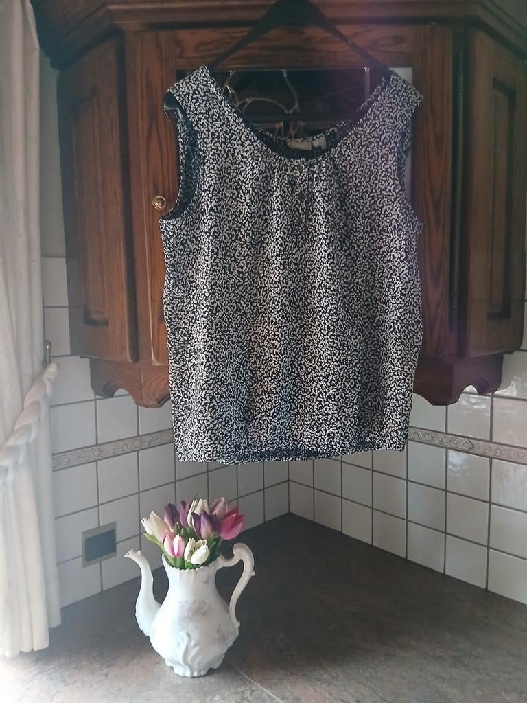 Fransa topje maat M – mooi & luchtig – spotprijs, Vêtements | Femmes, Tops, Enlèvement ou Envoi, Taille 38/40 (M), Blanc
