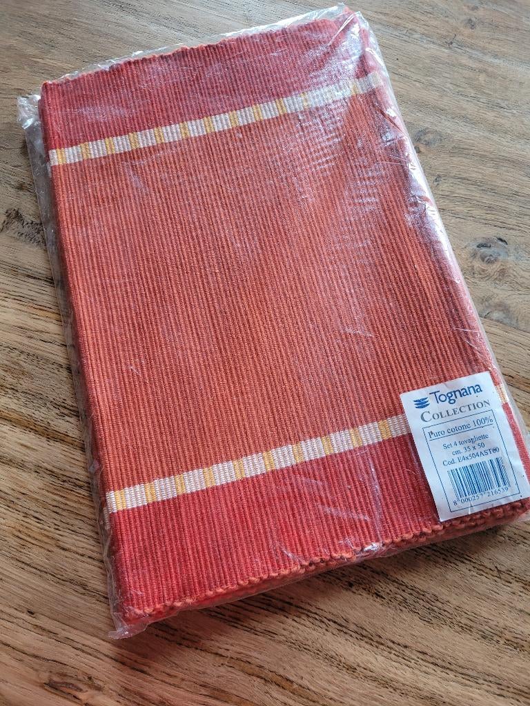 set de 4 sets de table 100% Coton TAgnona  35 X 50 cm/neuf, Maison & Meubles, Cuisine | Linge de cuisine, Envoi, Neuf, Orange