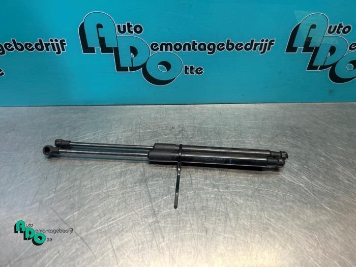 Set Gasdempers Achterklep van een Renault Twingo (Twingo 07-, Auto-onderdelen, Carrosserie, Renault, Gebruikt, 3 maanden garantie