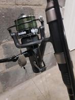 2 karperhengels + vrijloopmolens, Ophalen, Zo goed als nieuw, Complete set