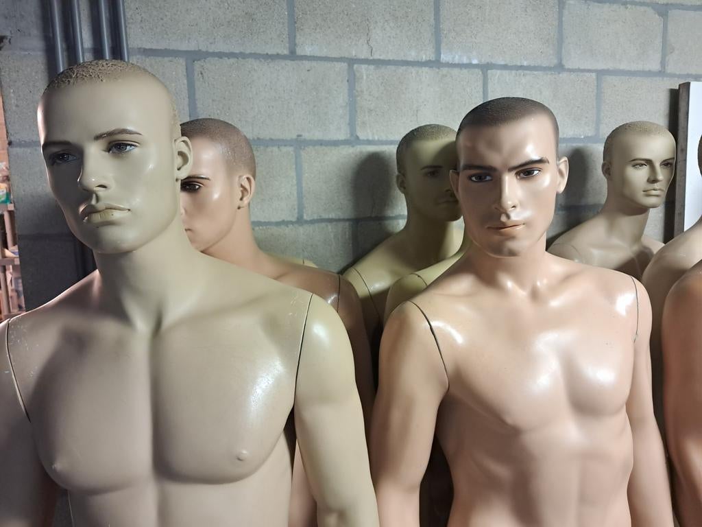 Realistische heren paspoppen militaria paspop etalagepop, Antiek en Kunst, Ophalen