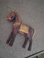 Handgesneden Indians paard, Ophalen