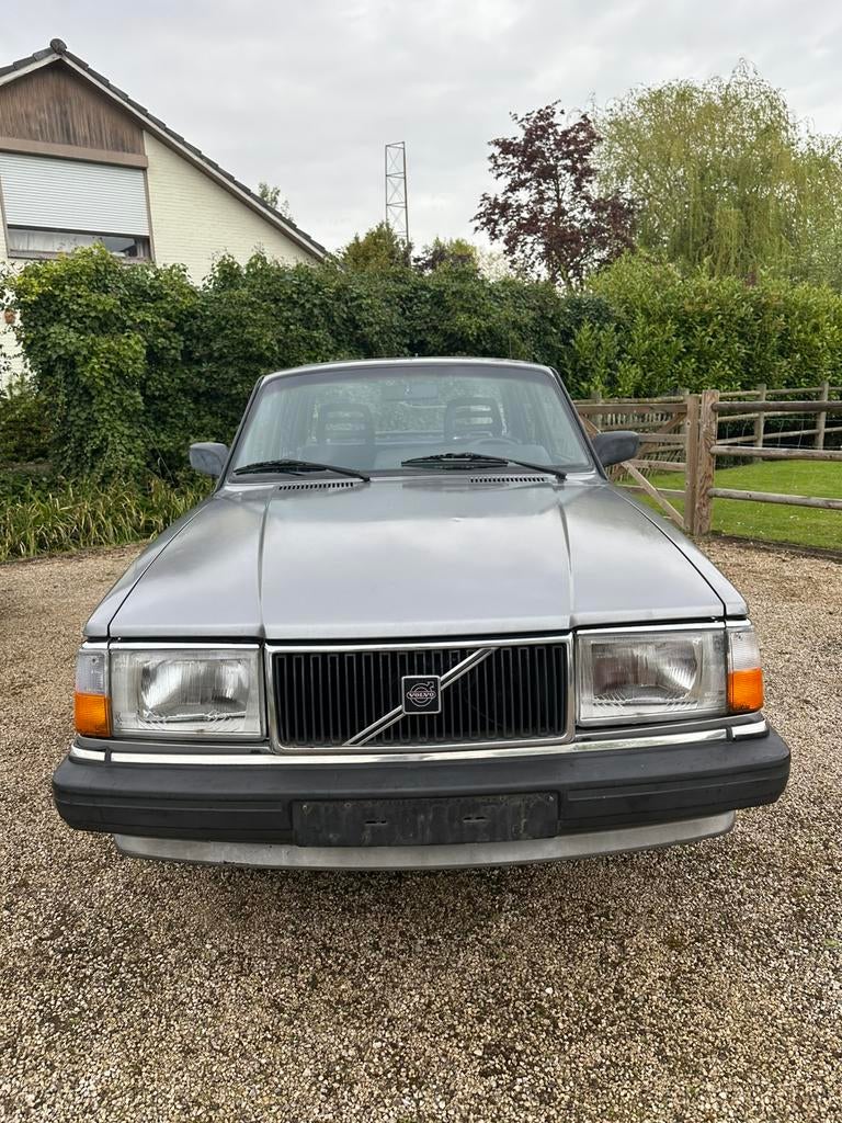 Volvo 240 met slechts 80000 km, Auto's, Volvo, Particulier, Benzine, Automaat, Ophalen