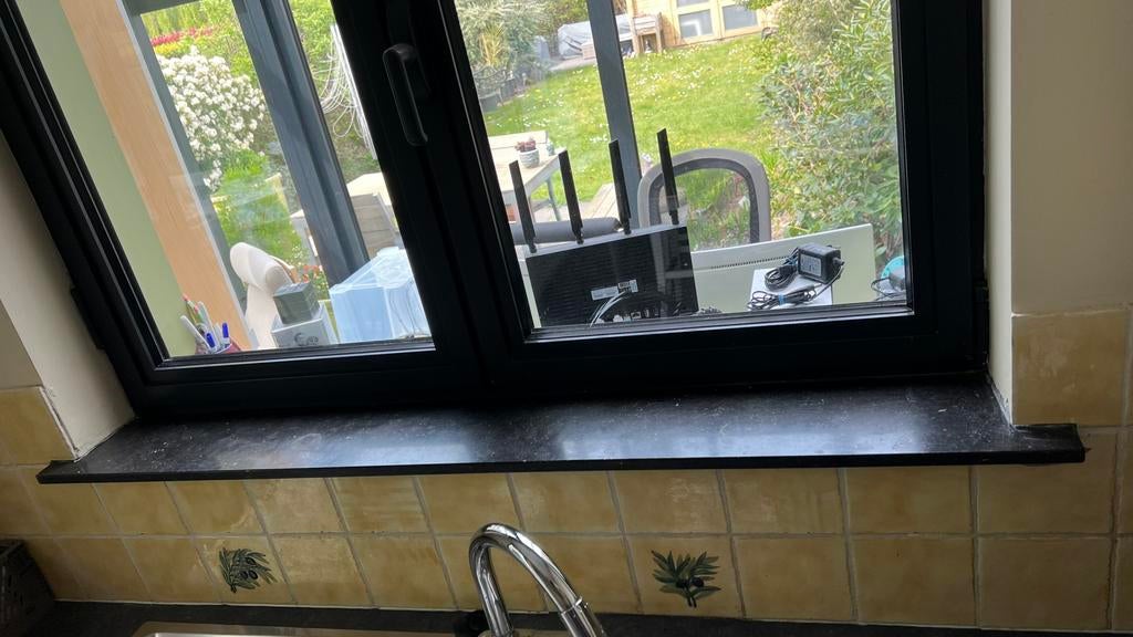 Zwart arduinen venstertablet met uitsparing, Doe-het-zelf en Bouw, Tegels, Gebruikt, Overige typen, Overige materialen, 60 cm of meer