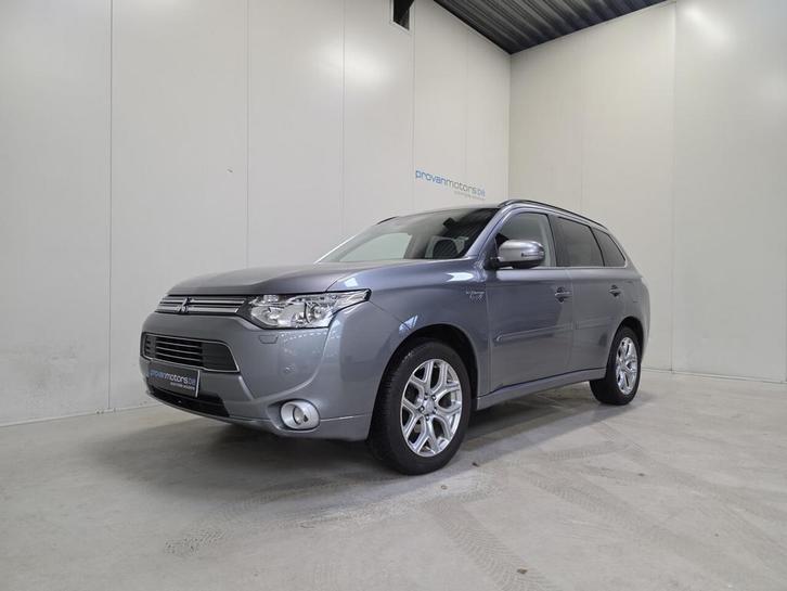 Mitsubishi Outlander 2.0 PHEV Autom. - 4WD - GPS - Airco -, Auto's, Mitsubishi, Particulier, Outlander, 4x4, Airbags, Airconditioning