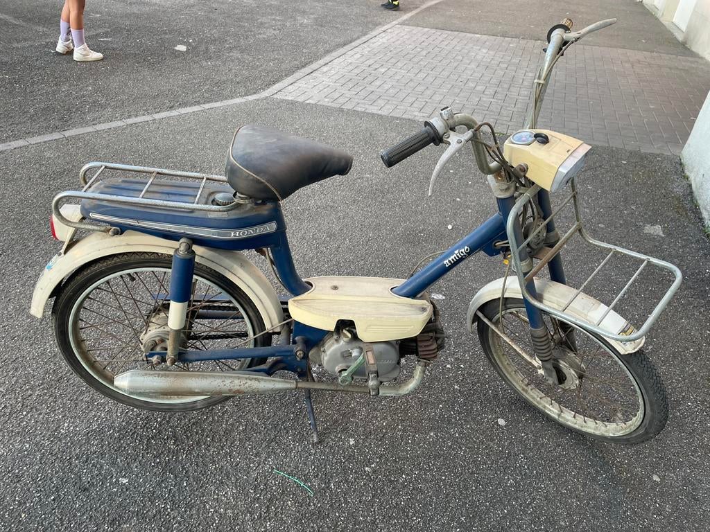 Honda amigo ( a chercher à Strasbourg, livraison possible), Enlèvement