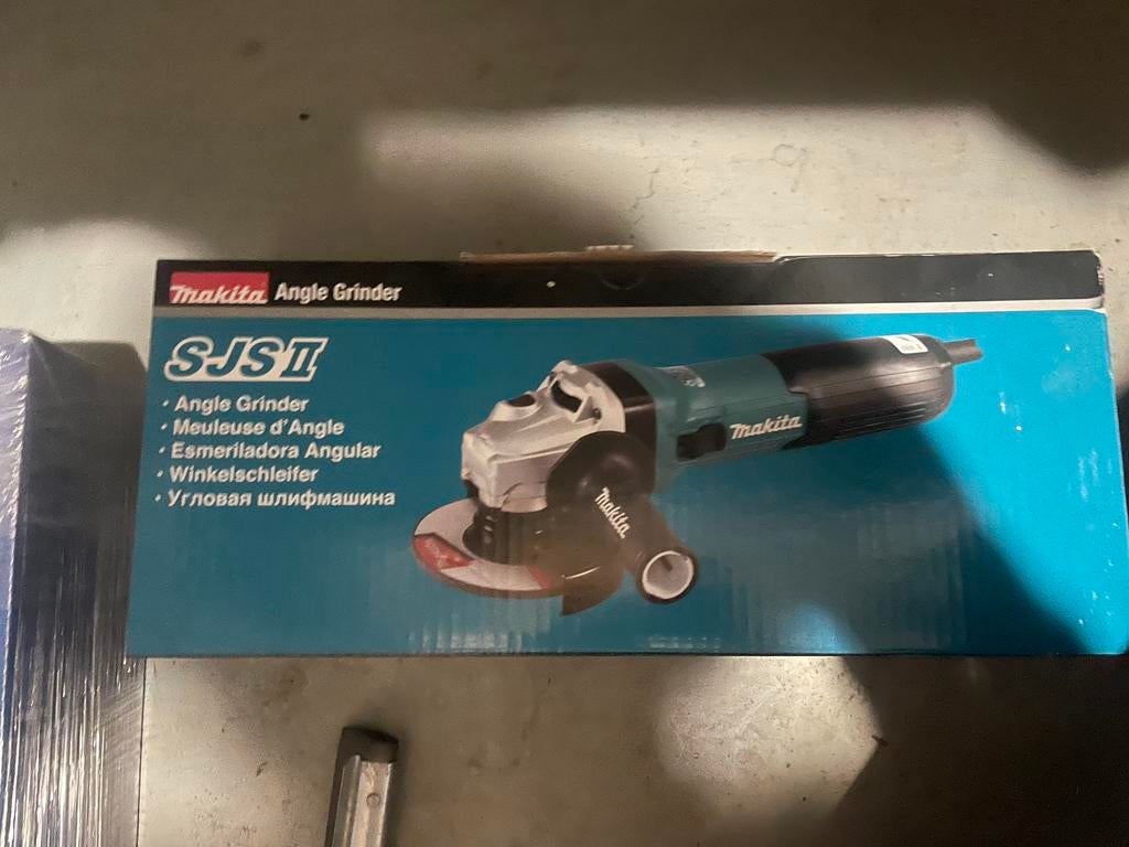 Meuleuse d angle Makita, Enlèvement, Comme neuf