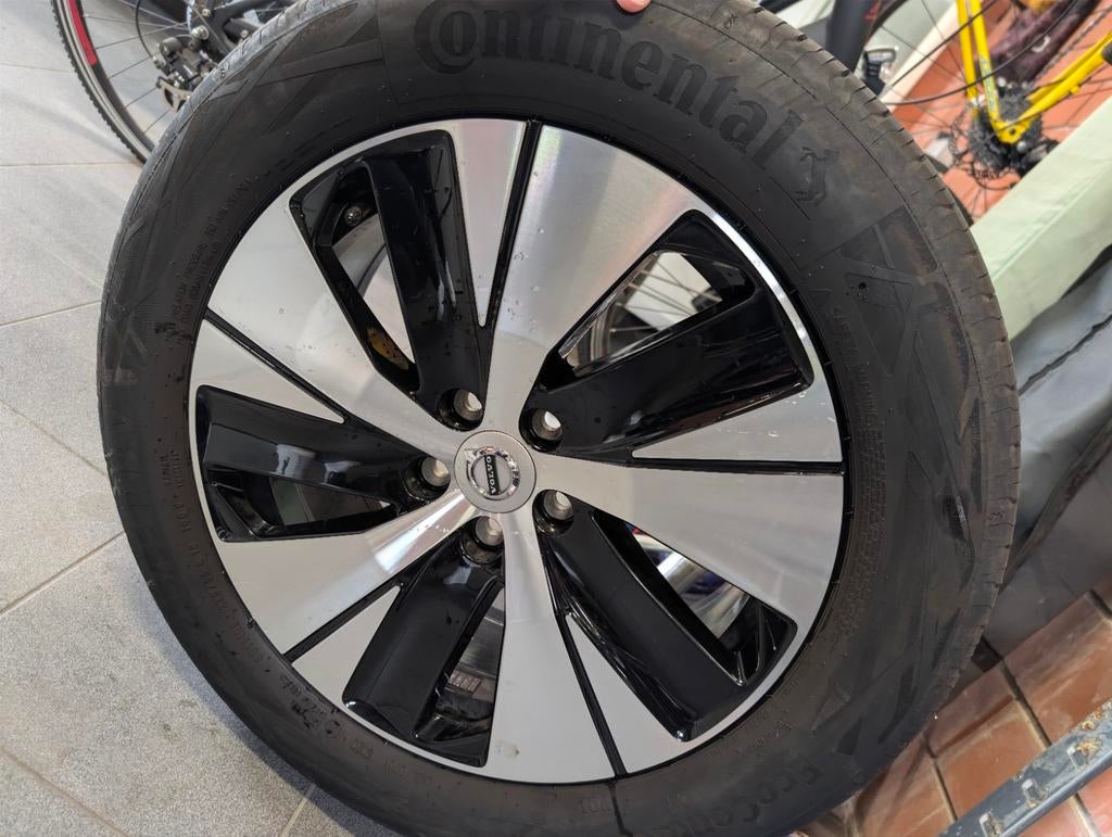 Pneus d'été comme neufs avec jantes Volvo V40, Enlèvement, 18 pouces, Pneu(s)