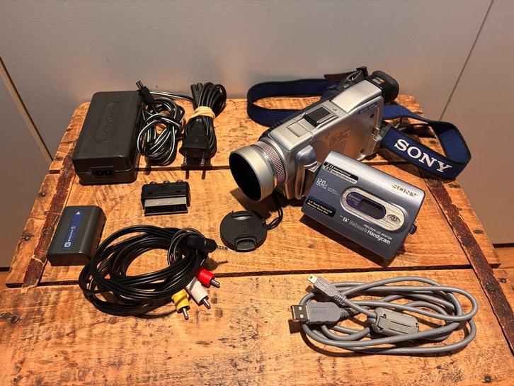 Sony Mini DV Handycam - DCR TRV 80E, Audio, Tv en Foto, Videocamera's Digitaal, Gebruikt, Camera, Mini DV, Sony, Verzenden