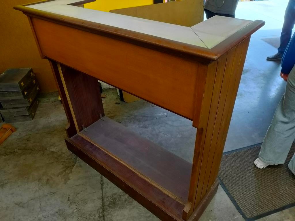 Mooie toog met spoelbak, Ophalen