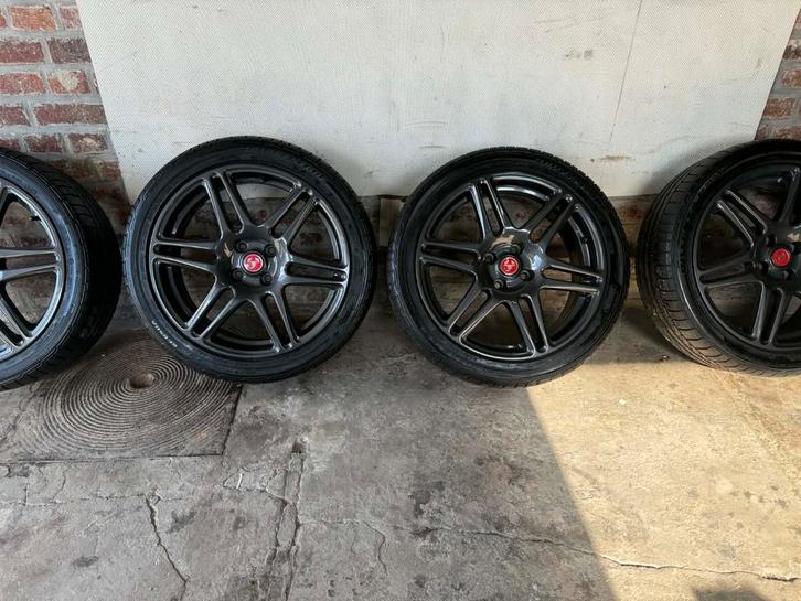 Jantes 17 pouces Abarth grande Punto neuves en 4x100, Autos : Pièces & Accessoires, Pneus & Jantes, Jante(s), 17 pouces