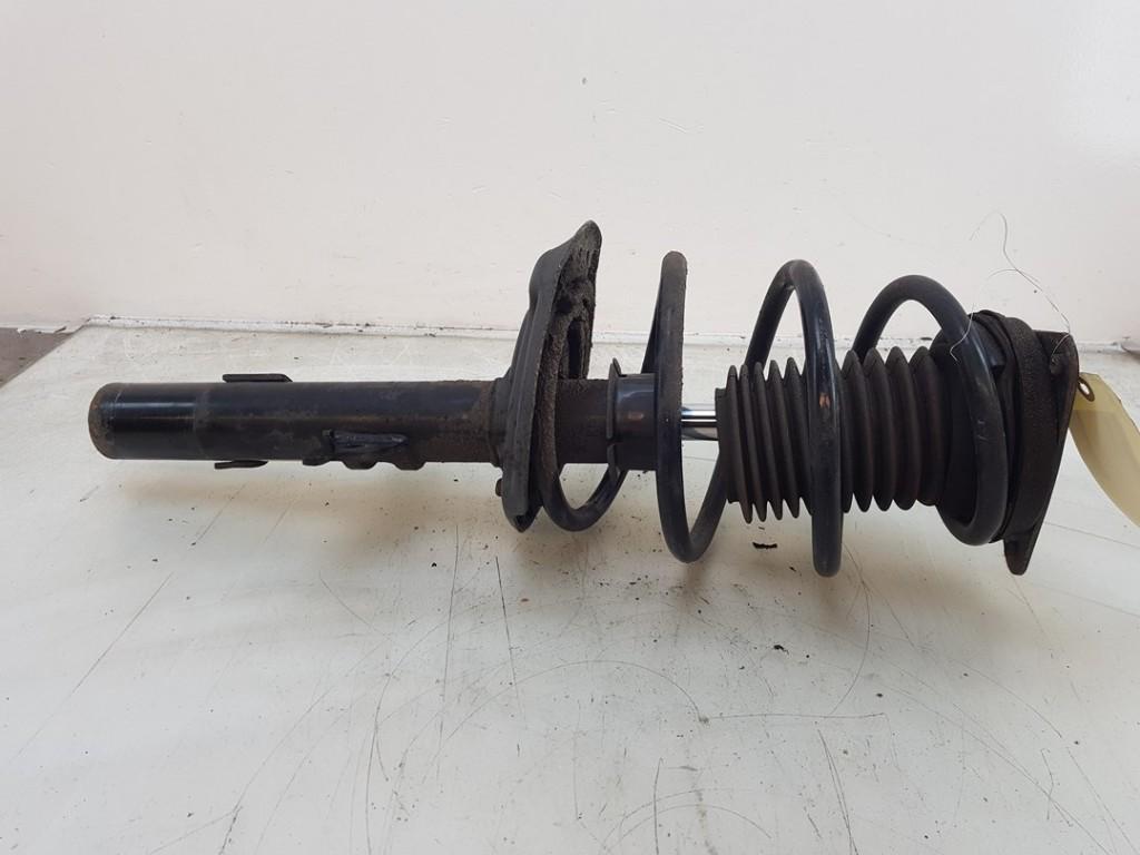 AMORTISSEUR OU ABSORBEUR DE CHOC AVANT DROIT (|543021401R|54, Autos : Pièces & Accessoires, Suspension & Châssis, Renault, Utilisé