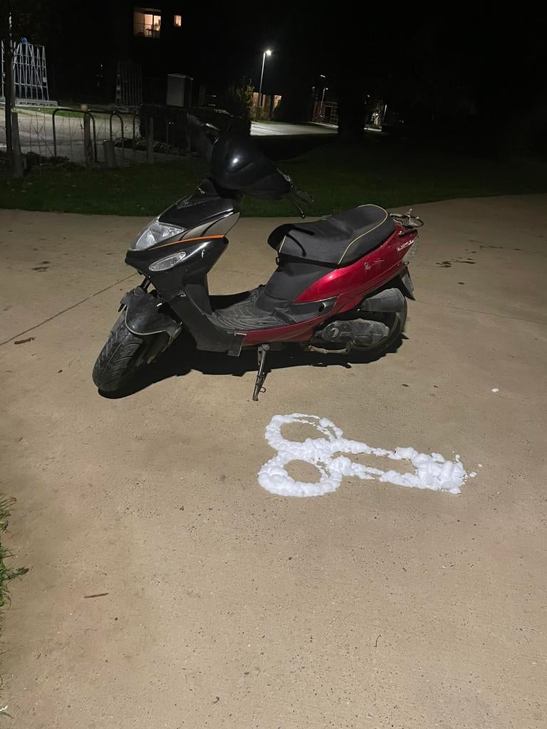 Scooter a class avec tous les papiers, Enlèvement, Comme neuf