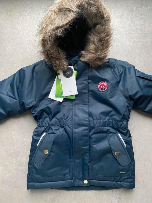 Name it - Waterproof jas. Maat 104. Nieuw, Kinderen en Baby's, Kinderkleding | Maat 104, Nieuw, Meisje, Jas, Ophalen of Verzenden