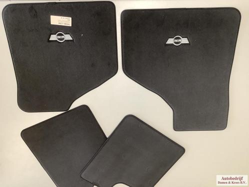 Mattenset complete set 4 stuks mini classic 59-96 zwart stof, Autos : Pièces & Accessoires, Habitacle & Garnissage, Autres marques automobiles