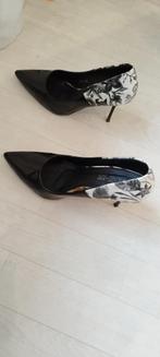 soulier talon femme, Vêtements | Femmes, Chaussures, Enlèvement ou Envoi, Comme neuf, Chaussures à haut talons