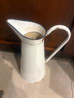 Oude kruik in wit geëmailleerd plaatstaal, Antiek en Kunst, Antiek | Email, Ophalen of Verzenden