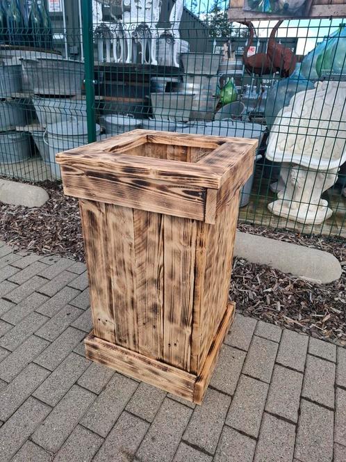 Mooie bloembak in 3cm dik hout en gepatineerd gebrand!, Tuin en Terras, Bloembakken en Plantenbakken, Zo goed als nieuw, Hout