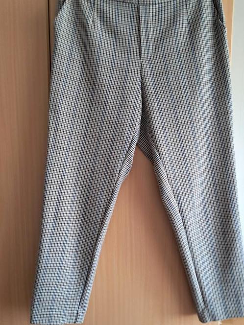 Deze broek, maat S/M IS ZO GOED ALS NIEUW, Kleding | Dames, Broeken en Pantalons, Zo goed als nieuw, Maat 38/40 (M), Ophalen