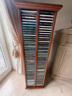 Cd rek in walnoot kleur, Ophalen, Zo goed als nieuw, Hout