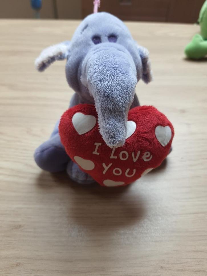 Disney knuffel Lollifant - Winnie de Poeh - I love you NIEUW, Kinderen en Baby's, Speelgoed | Knuffels en Pluche, Nieuw, Olifant