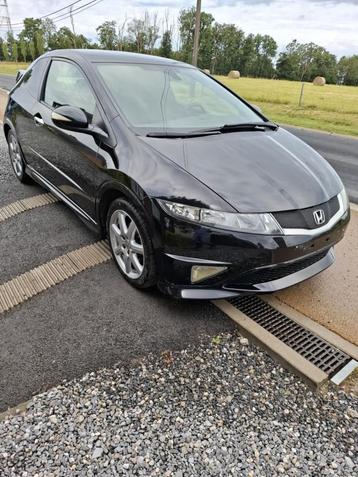 Honda civic 1.4 type s benzine 100pk vanaf 2009.Handgeschake beschikbaar voor biedingen