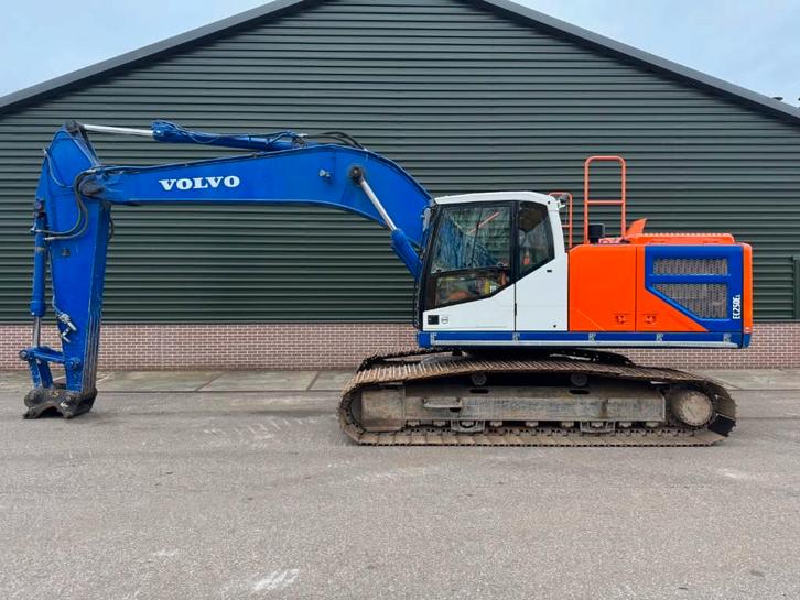 Volvo EC 250 EL, Articles professionnels, Machines & Construction | Grues & Excavatrices, Excavatrice