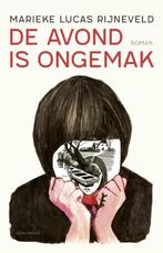 Te Koop Boek DE AVOND IS ONGEMAK Marieke Lucas Rijneveld, Boeken, Romans, Marieke Lucas Rijneveld, Ophalen of Verzenden, Zo goed als nieuw